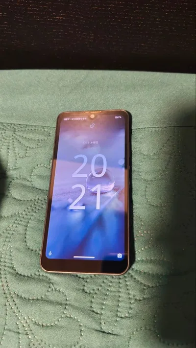 SHARP AQUOS SH-M20スマートフォン 本体