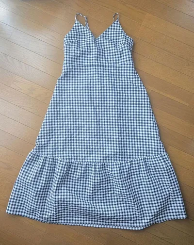 GU Gingham เดรสสายเดี่ยวลายตารางขายาว