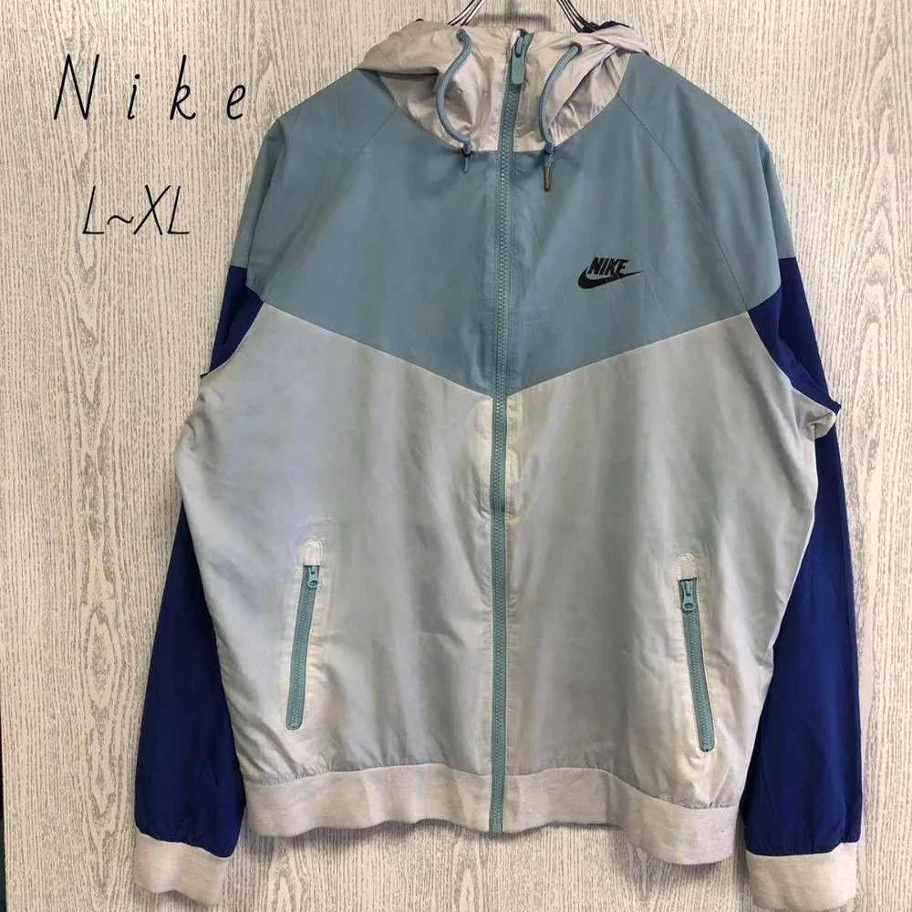 NIKE ナイキ スウッシュプリント ナイロンジャケット L XL 水色