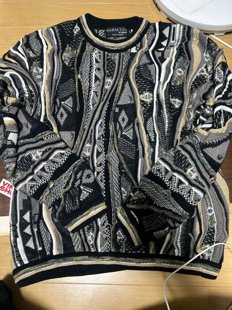BARACUTA by TUNDRA 3Dニット made in Canada