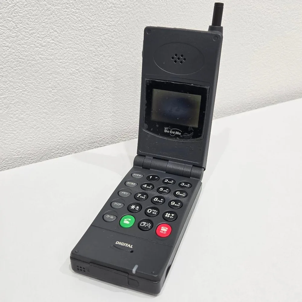 NTT DoCoMo 携帯電話 本体 昭和レトロ 不動品