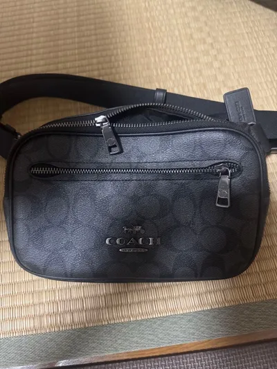 กระเป๋าสะพาย COACH