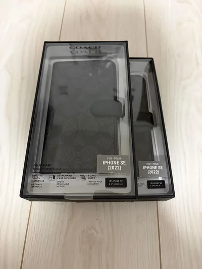 COACH iPhone SE (2022) 手帳型ケース 2個セット