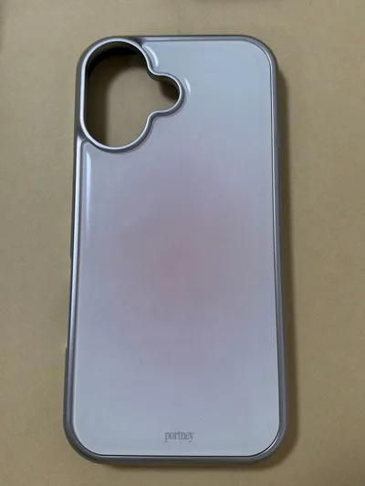 portney iPhone17ケース ホワイト