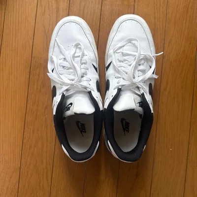 NIKE スニーカー ホワイト ブラック