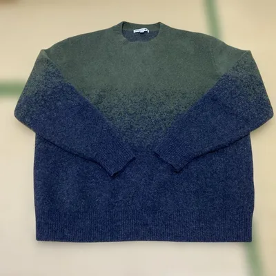 UNIQLO JW アンダーソン スフレヤーングラデーションクルーネックセーター