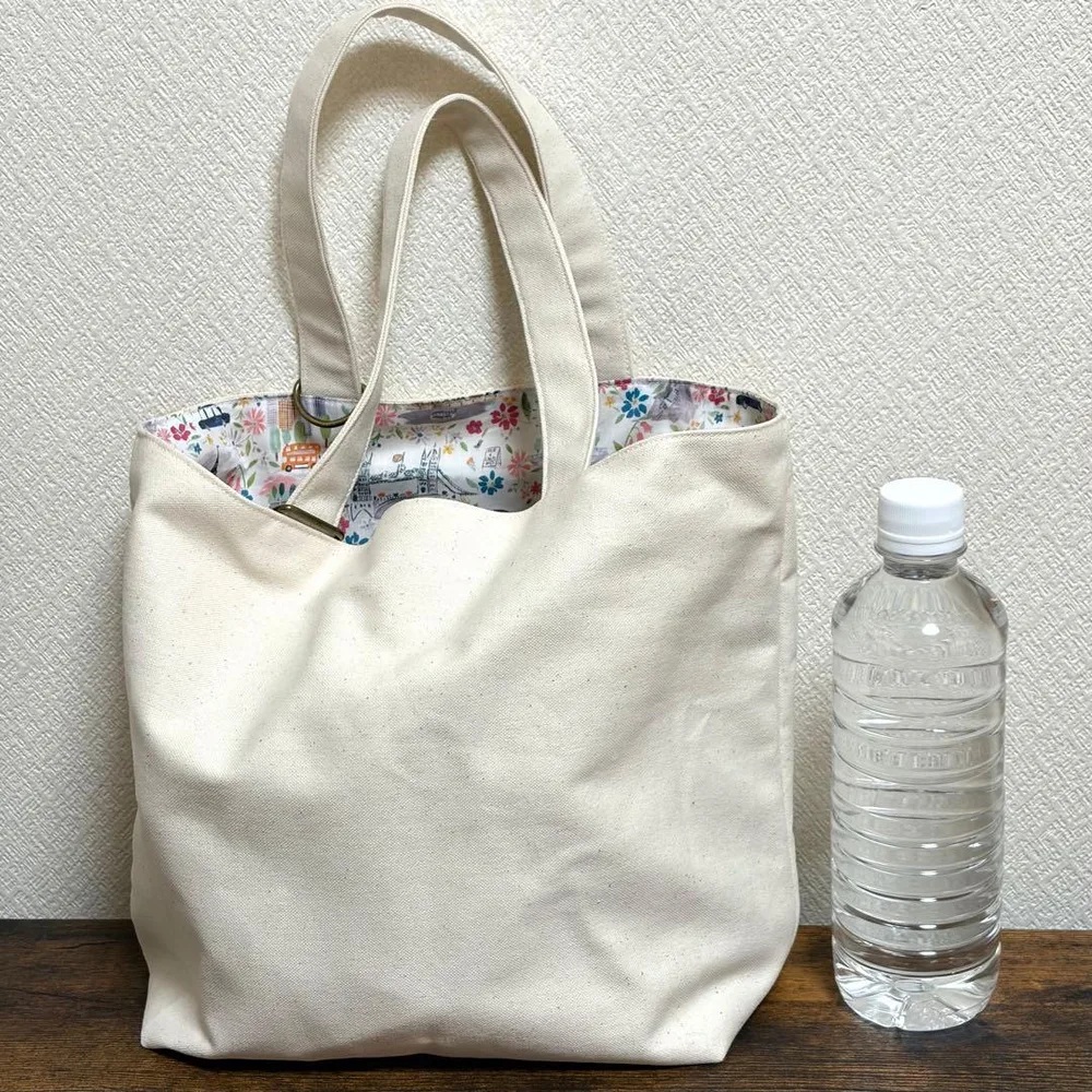 ハンドメイド トートバッグ リバティプリントと帆布使用 マチ広 Dカン付