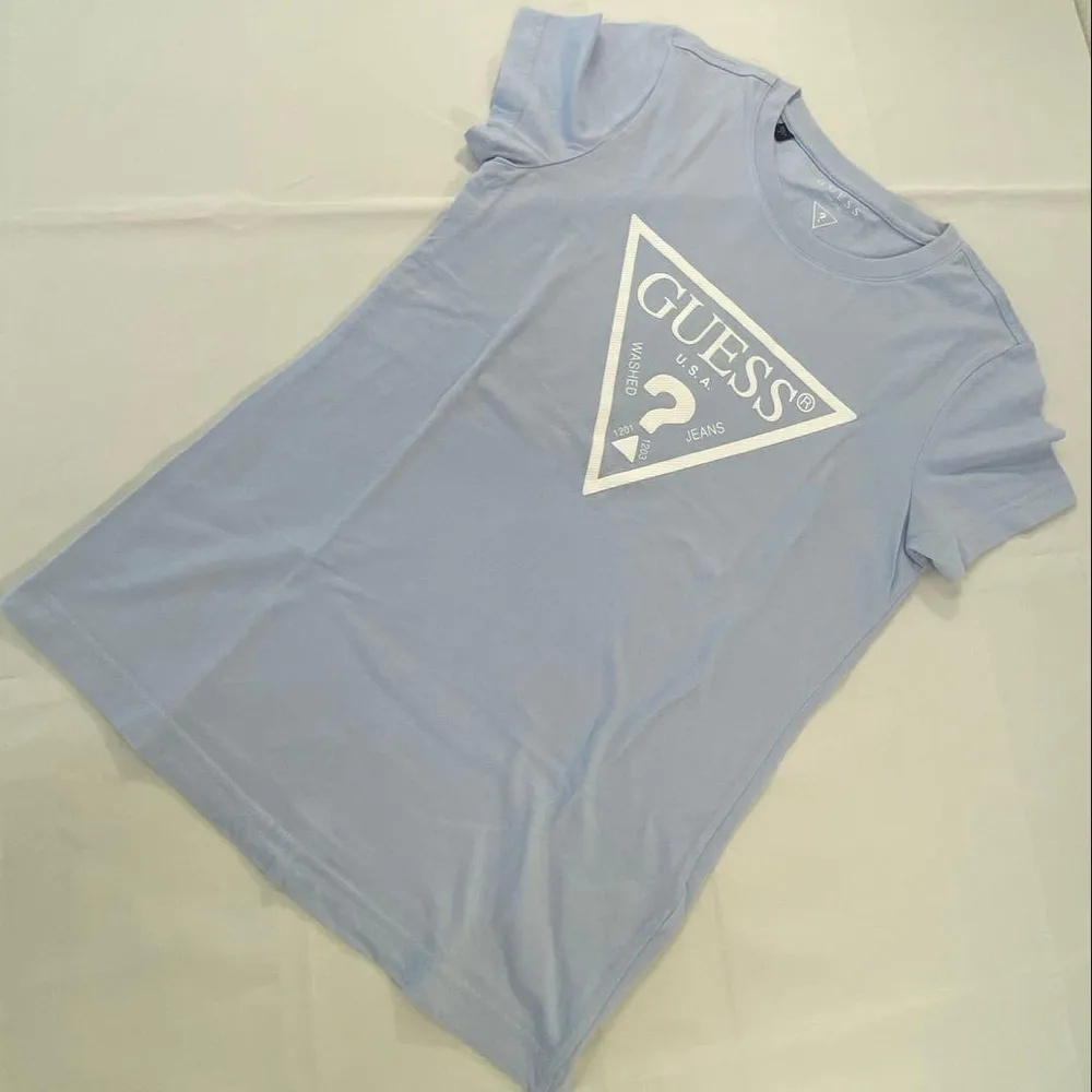 GUESS ゲス Tシャツ レディース ライトブルー S 美品