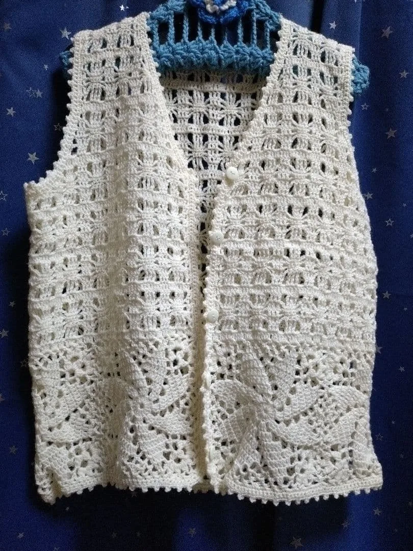 手編みのベスト ハンドメイド