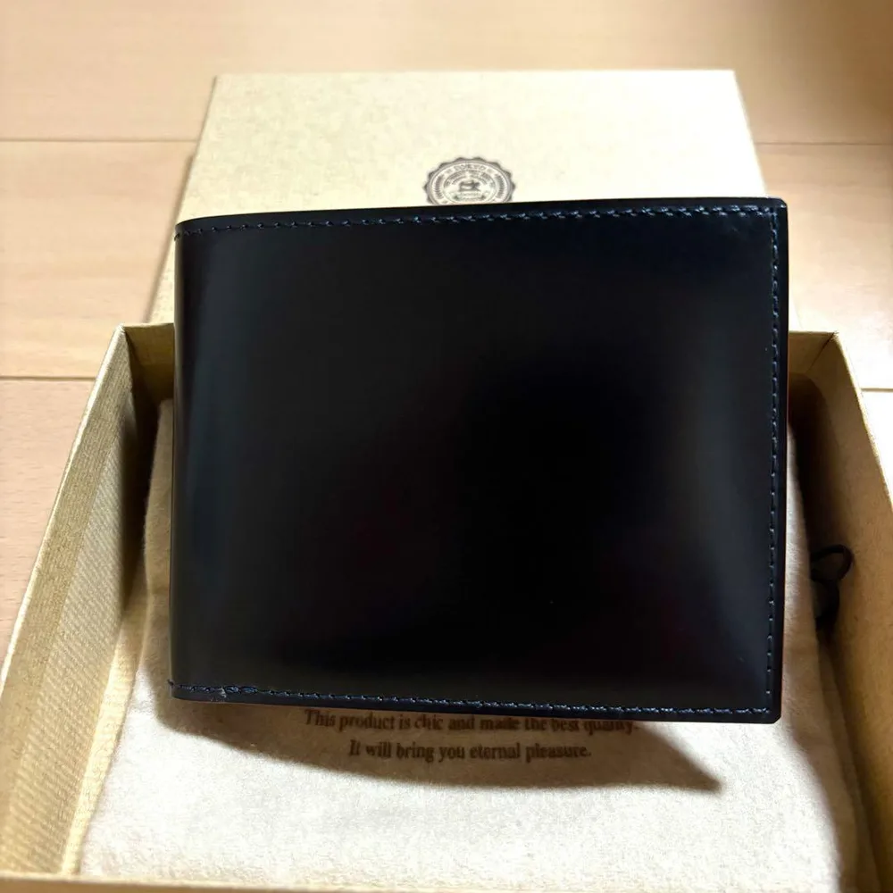 ガンゾ CORDOVAN (コードバン) 小銭入れ付二つ折り財布 ほぼ未使用 紺