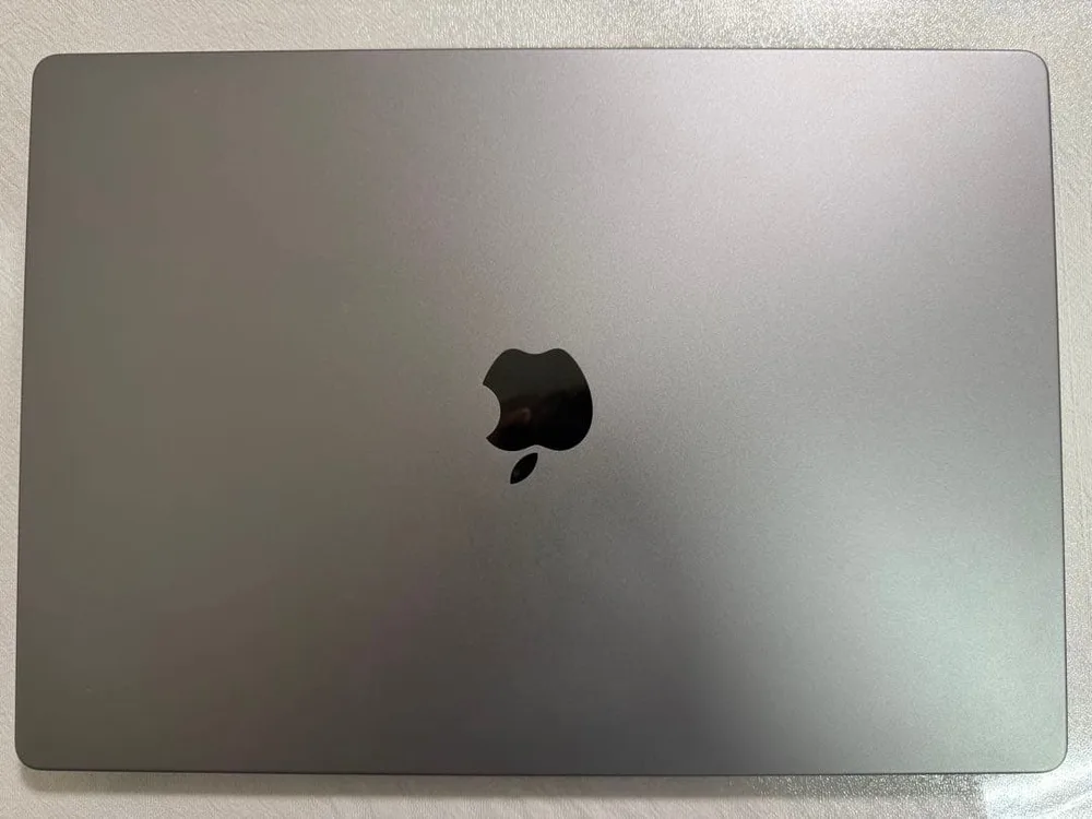 MacBook Pro 16インチ M1 Pro 32GB/512GB