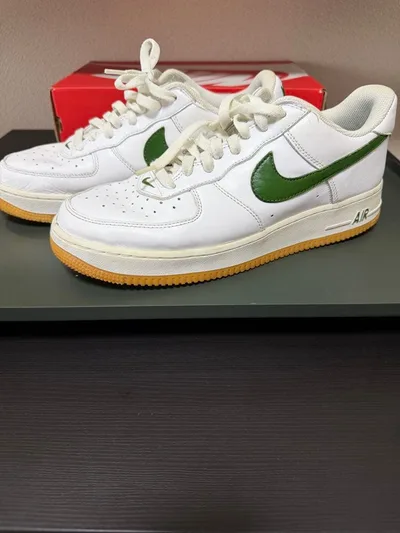 NIKE AIR FORCE 1 ホワイト グリーン ガムソール