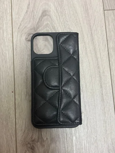 iPhone14用 キルティング調ケース ブラック