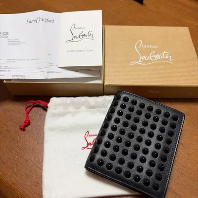 クリスチャンルブタン Christian Louboutin 二つ折り財布