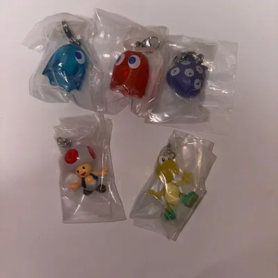ガチャガチャ めじるしアクセサリー パックマン マリオ 5個セット