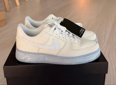 【美品】ナイキ エアフォース1 ロー '07 LV8 EMB 26cm