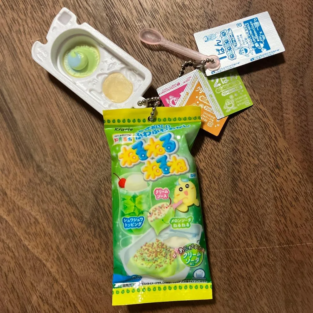 Kracie ねるねるねるね ミニチュアチャーム