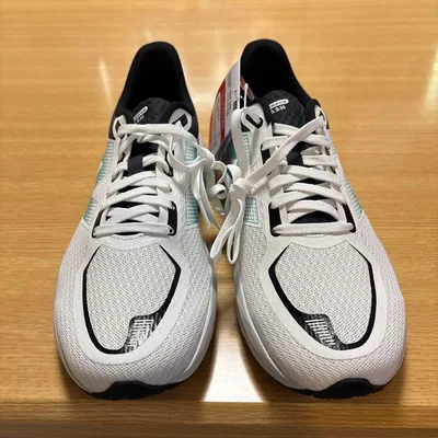 รองเท้าผ้าใบ New Balance 27.0cm