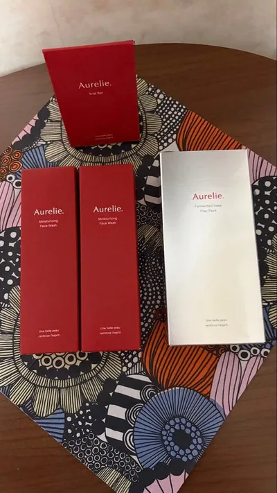 【新品】Aurelie オレリーモイストフェイスウォッシュ(洗顔料)