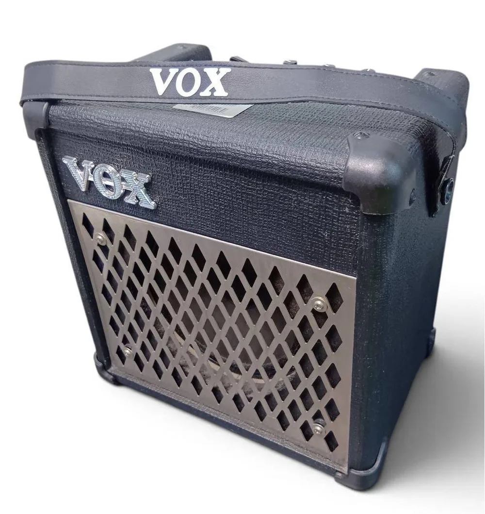 VOX DA5 Black Portable Guitar Amplifier ยืนยันการใช้งานด้วยแบตเตอรี่