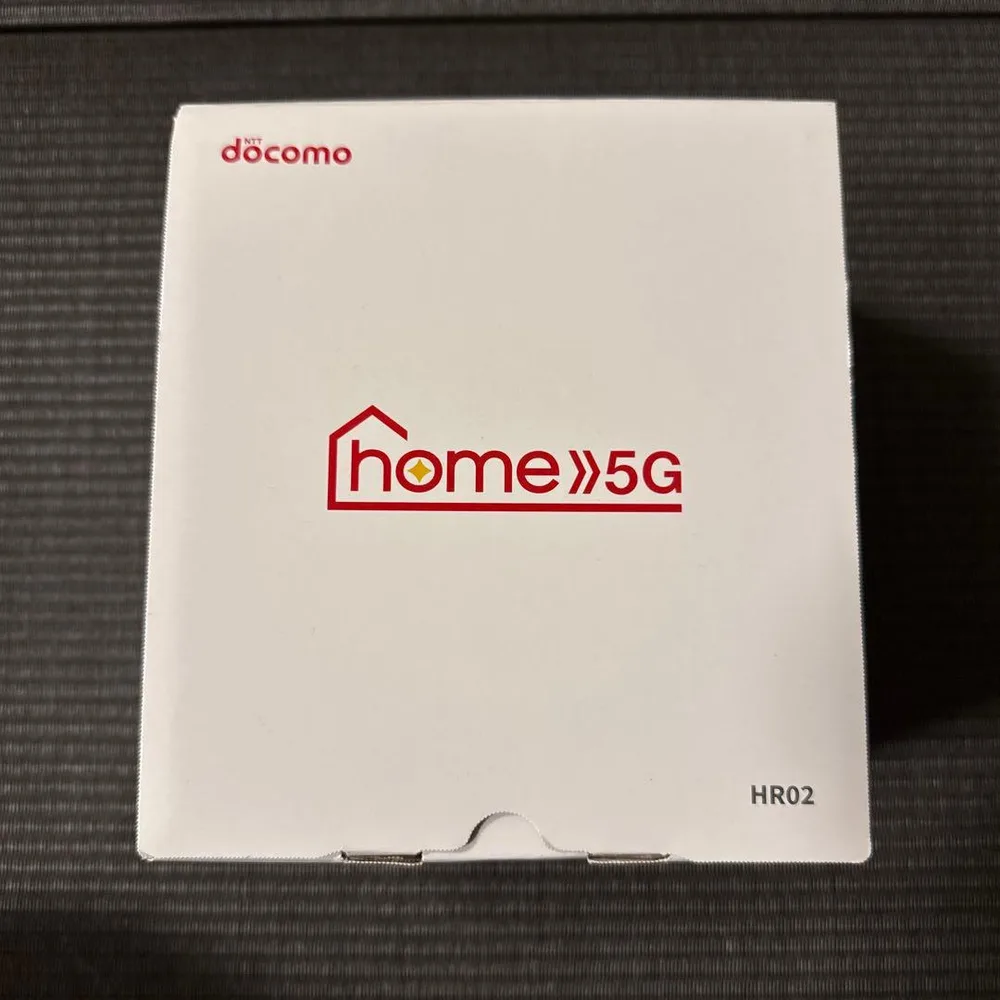 docomo home5G HR02