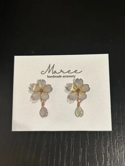 ハンドメイド 桜モチーフ ピアス