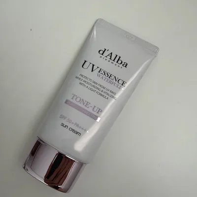 d'Alba ウォーターフル トーンアップ サンクリーム パープル