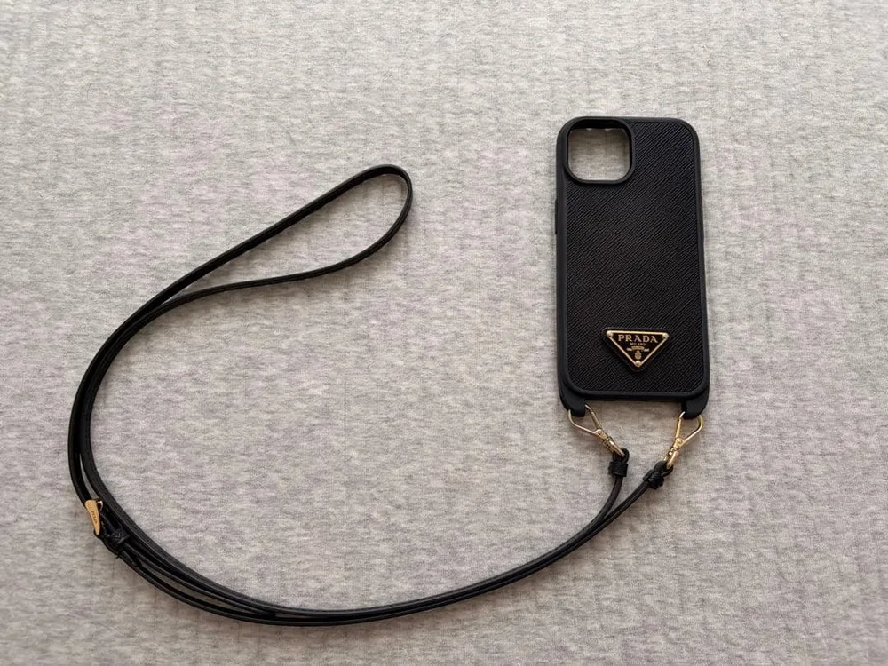 PRADA プラダ iPhone15ケース