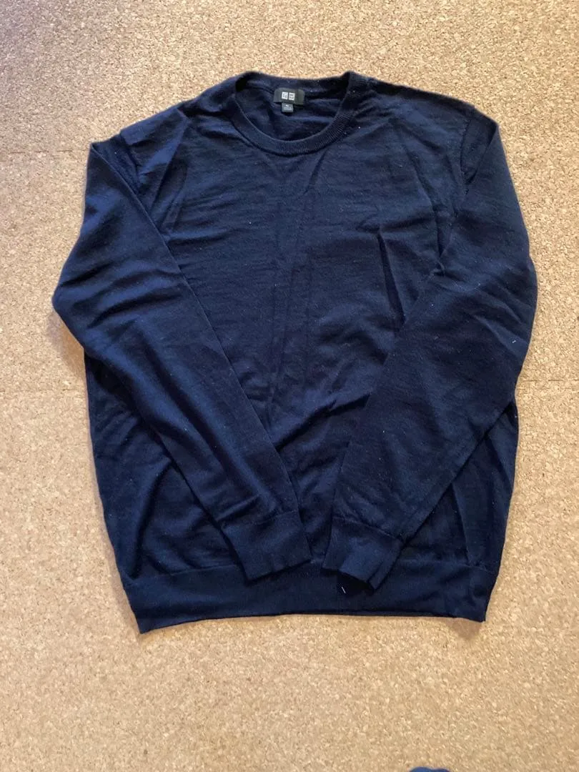 UNIQLO Vネックニット ブラック XLサイズ