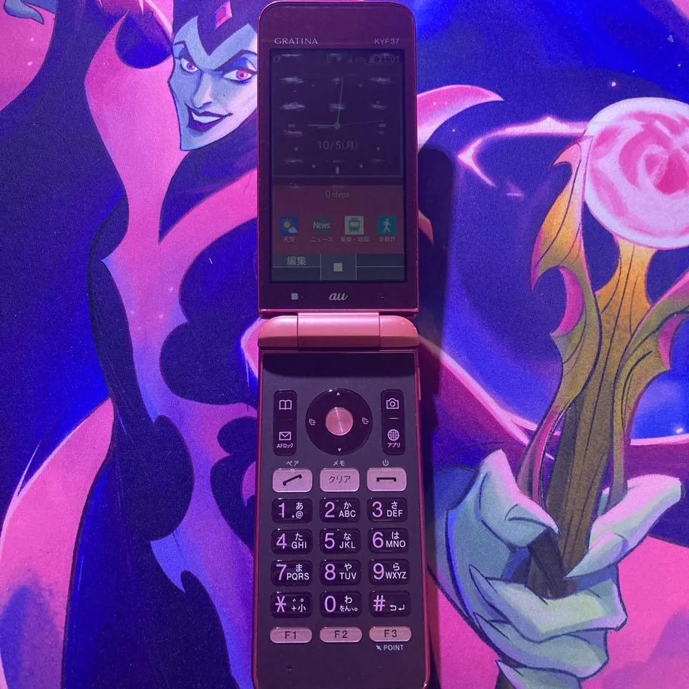 京セラ GRATINA KYF37 ピンク 本体のみ