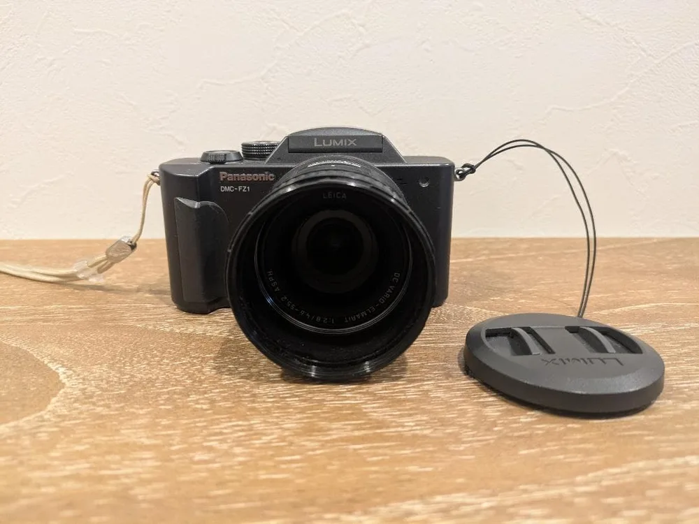 Panasonic DMC-FZ1 ブラック 12倍ズーム 動作確認済み