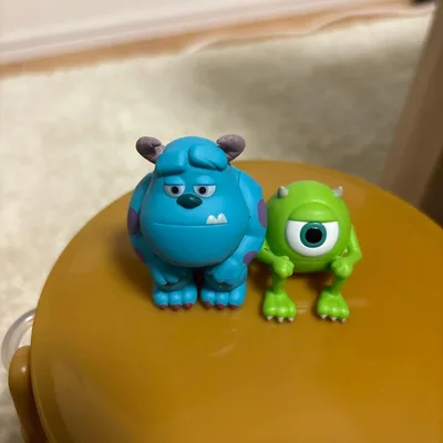 モンスターズインク ミニフィギュア ガチャガチャ