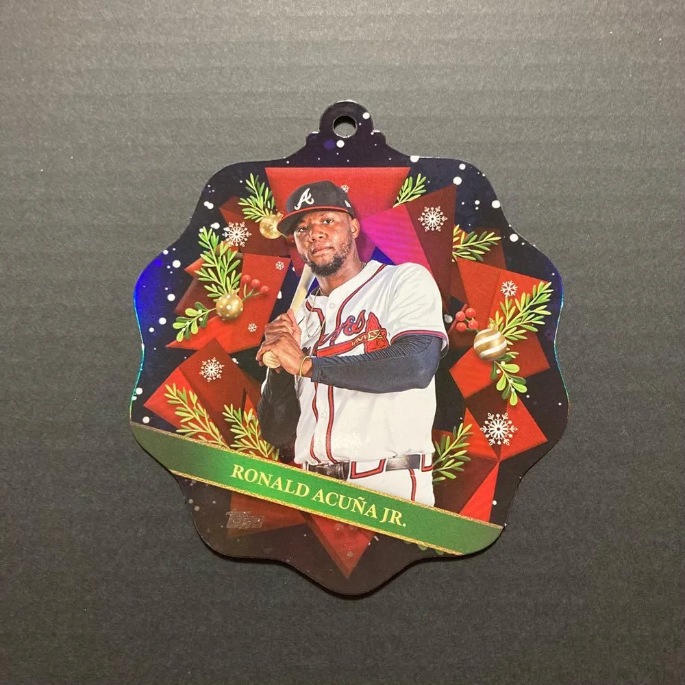 2026 Topps Holiday オーナメント アクーニャ