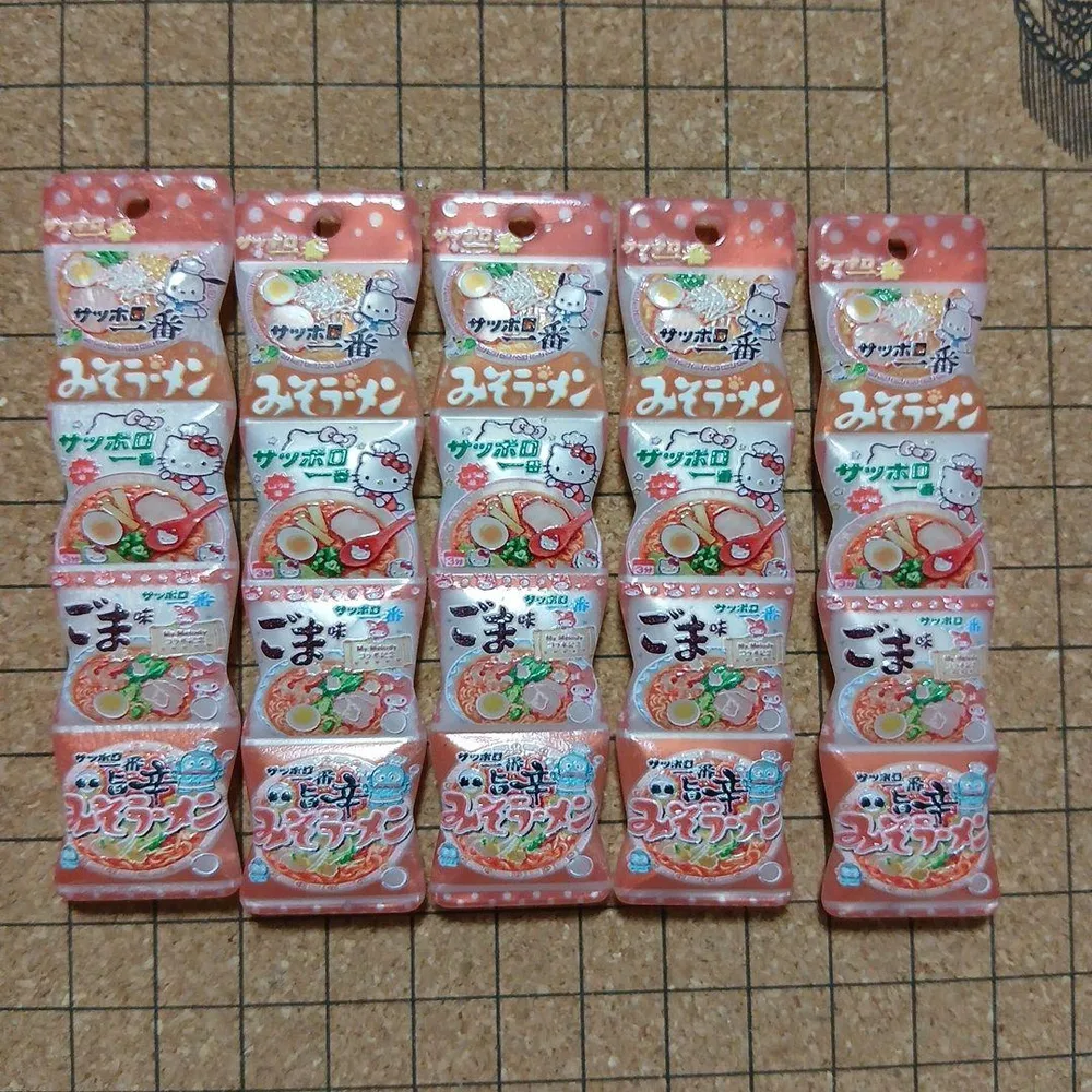 ①ハンドメイド資材 アクリルパーツ5個セット