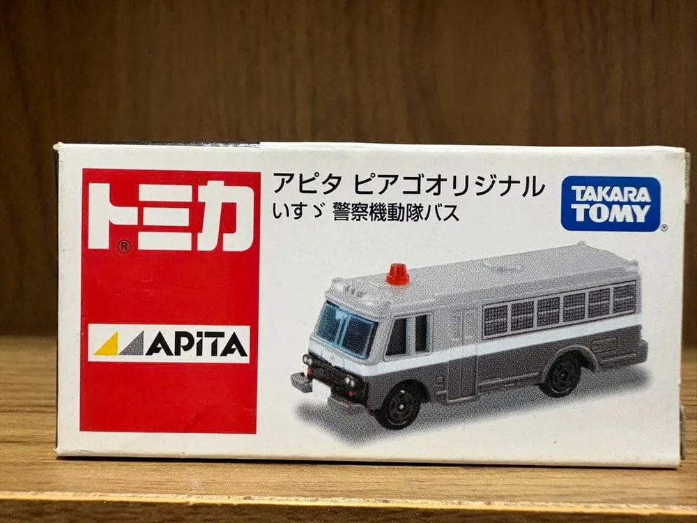 トミカ アピタ ピアゴオリジナル いすゞ 警察機動隊バス