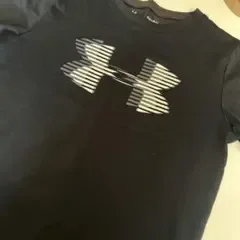 Under Armour★Tシャツ ブラック YLGサイズ