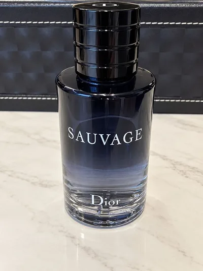 【残量7-8割】ディオール ソヴァージュ オードゥトワレ 100ml 香水