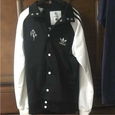 アディダス オリジナルス adidas Originals