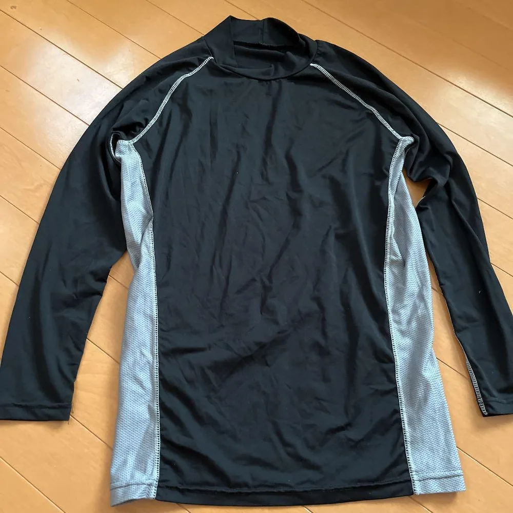 アンダーシャツ 長袖 インナー スポーツ サッカー ブラック/シルバー L