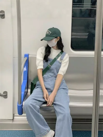 サロペット デニム レディース 大きいサイズ ゆったり 体型カバー 高腰 ワイドパンツ ストレートパンツ 切り替え デザイン性 オーバーオール ジーンズ ジーパン カジュアル ボトムス ズボン ハイウエスト 脚長効果 美脚 着痩せ 体系カバー プラスサイ