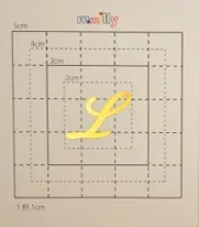 【スワロフスキー27個付イニシャルシール】(ソフトバンク スマホ&デコ電・ケース・カバー)大文字GD(小)L