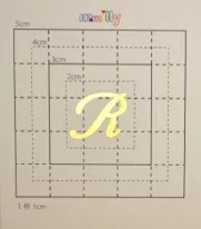 【スワロフスキー27個付イニシャルシール】(ドコモ スマホ&デコ電・ケース・カバー)大文字GD(小)R