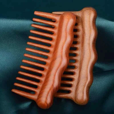 ヘアブラシ 白檀 サンダルウッド 丈夫な ウェーブ マッサージブラシ ワイドコーム 多機能 頭皮ケア かっさ 巻き髪用 携帯用 コンパクト くし 普段使い おしゃれ