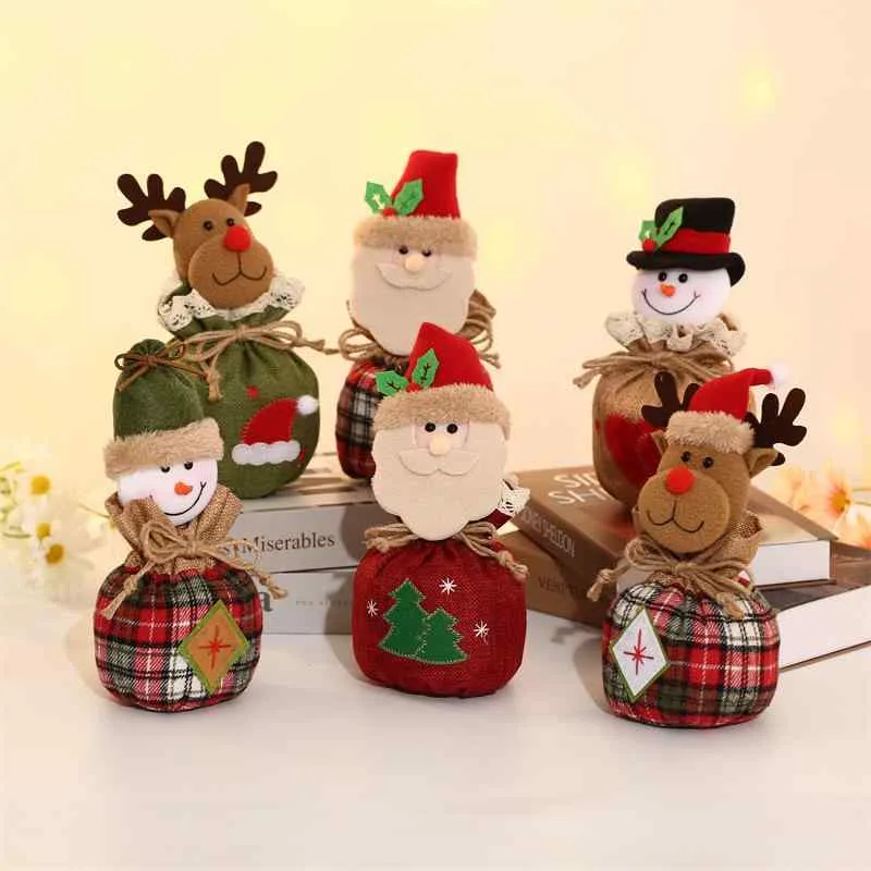 ギフトバッグ キッズ クリスマス 麻布 ジュート 布製 立体 キャラクター サンタ 雪だるま トナカイ チェック柄 スノーフレーク柄 りんご お菓子 プレゼント 巾着袋 収納袋 小物入れ