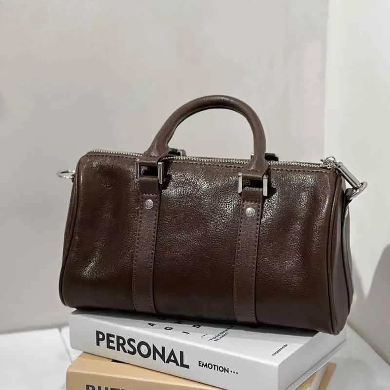 ボストンバッグ レディース ショルダーバッグ ハンドバッグ 牛革調 フェイクレザー 2way 斜めがけ レトロ 高級感 欧米風 ミニボストン 自立 ファスナー付き 通勤 通学 お出かけ おしゃれ