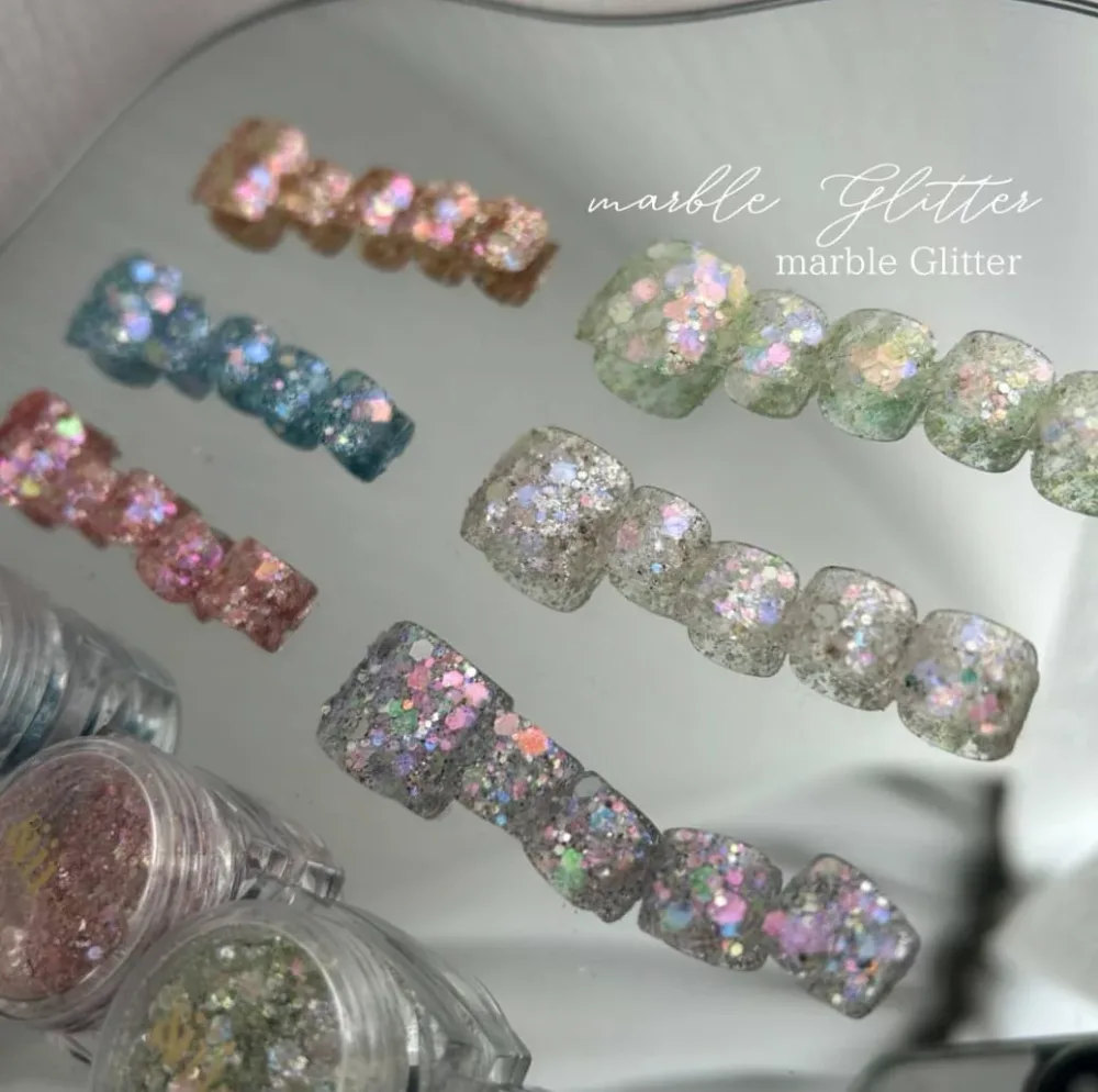 【&iii Mermaid glitter】アンドアイ ネイル ネイルアート ネイル用品 マーメイド グリッター ラメ ホログラム ジェルネイル ジェル セルフネイル サロン ネイルデザイン デコ パーツ キラキラ オーロラ 偏光 ニュアンス 韓国 トレンド 高発色 高密着 海 夏 春 アート 人気