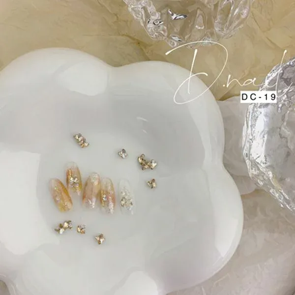 D.nail デコレーションストーン DC−19 蝶々 ベージュ
