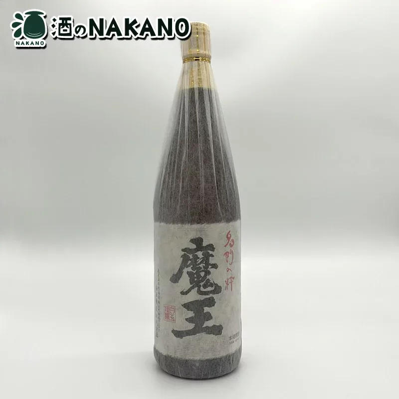 魔王 25度 1800ml 白玉醸造 魔王1.8 魔王1.8L 魔王1.8l 魔王1800 魔王1800ml 魔王1800ML まおう 3M 希少 いも焼酎 芋焼酎 さつまいも 1.8L 1.8l 酒 お酒 父の日 母の日 お中元 贈答 御礼 御祝 御歳暮 人気 おすすめ 本格焼酎 鹿児島