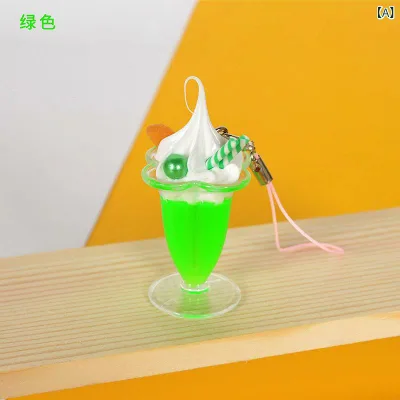 チャーム かわいい ミニチュア スイーツ 食品サンプル サンデー アイスクリーム ケーキ キーホルダー バッグチャーム ヨーロピアン カラフル 5色 ハンドメイド風