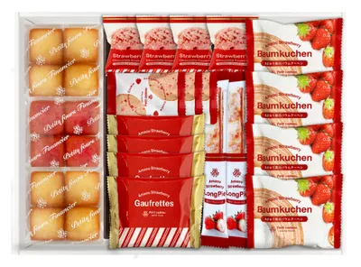 Amaou Strawberry Baumkuchen & Petit Gateau Gift Box